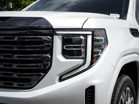 Used 2024 GMC Sierra 1500 Denali Ultimate AWD/4WD image 6