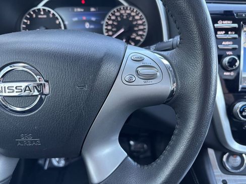 Used 2017 Nissan Murano SV AWD/4WD image 15