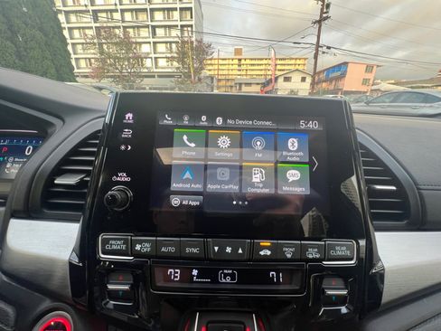 Used 2023 Honda Odyssey Sport image 18