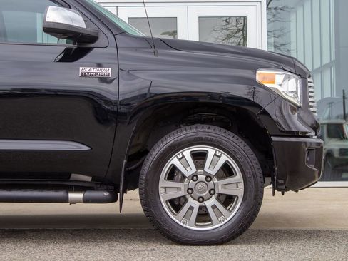 Used 2017 Toyota Tundra Platinum image 5