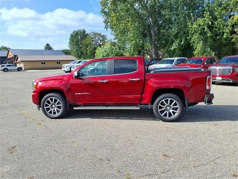 Used 2021 GMC Canyon Denali image 7