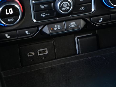 Used 2022 Chevrolet Tahoe LT image 20