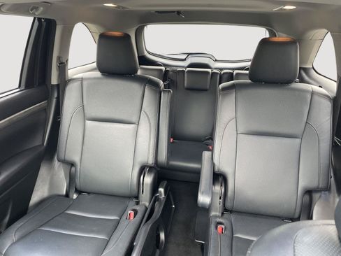 Used 2018 Toyota Highlander Limited AWD/4WD image 13