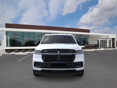 New 2025 Lincoln Navigator Black Label AWD/4WD image 6