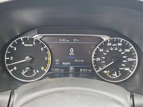 Used 2019 Nissan Altima 2.5 SV image 9