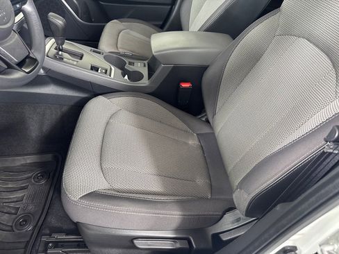 Used 2024 Subaru Crosstrek 2.0i Premium image 14