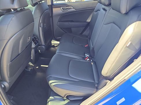 New 2026 Kia Sportage EX image 17