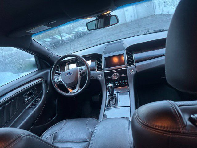 Used 2017 Ford Taurus Limited FWD image 10