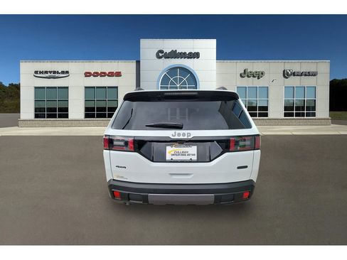 New 2026 Jeep Cherokee Overland AWD/4WD image 4