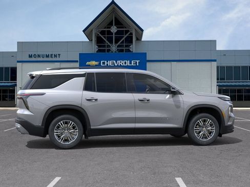 New 2027 Chevrolet Traverse LT w/ Driver Confidence Package FWD image 5