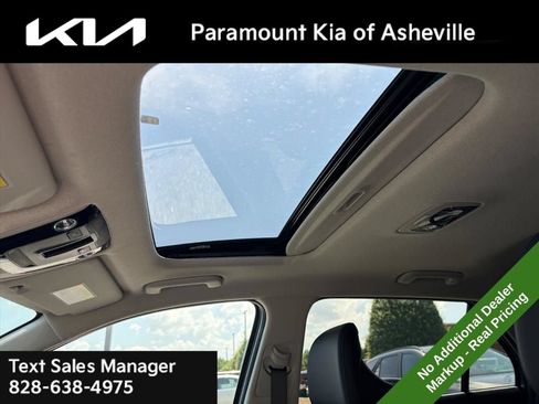 New 2026 Kia Niro EX w/ EX Premium Package FWD image 14