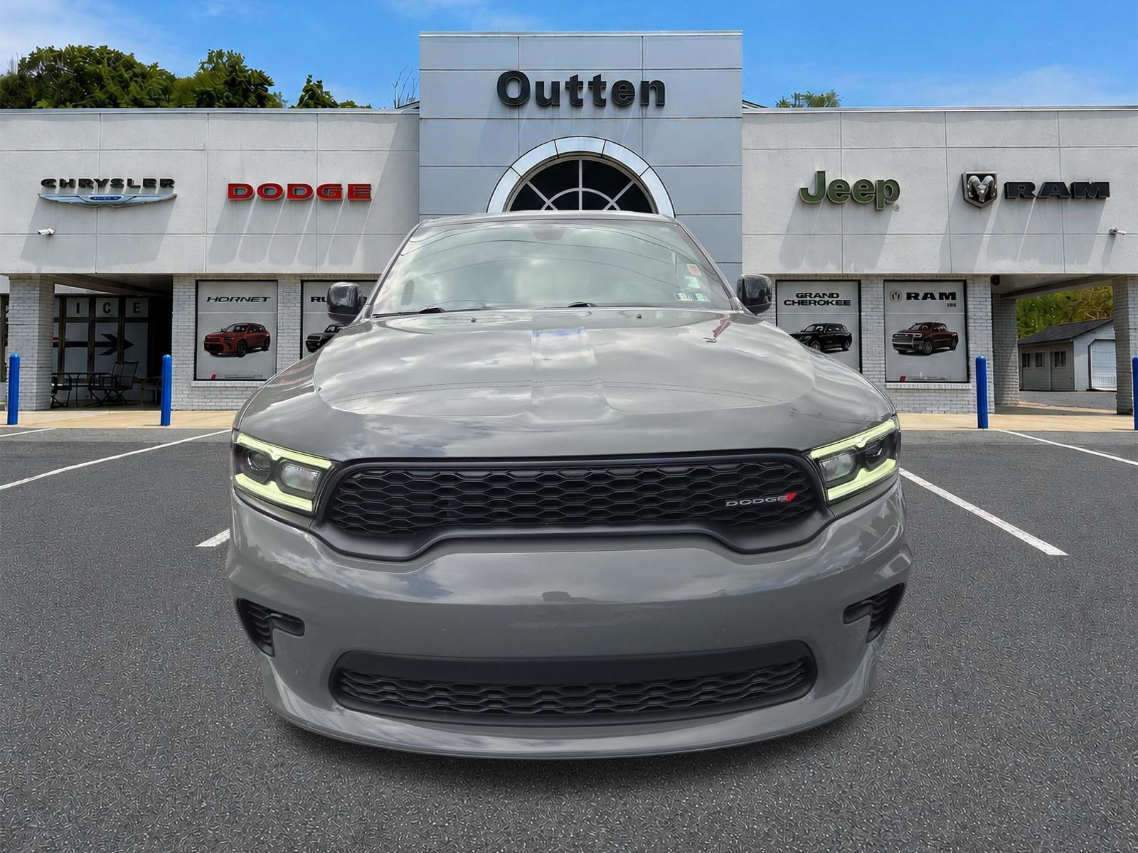 Certified 2025 Dodge Durango GT w/ Blacktop Package AWD/4WD image 9