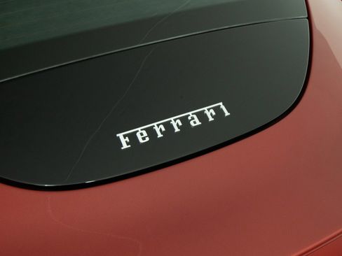 Certified 2022 Ferrari Roma image 15