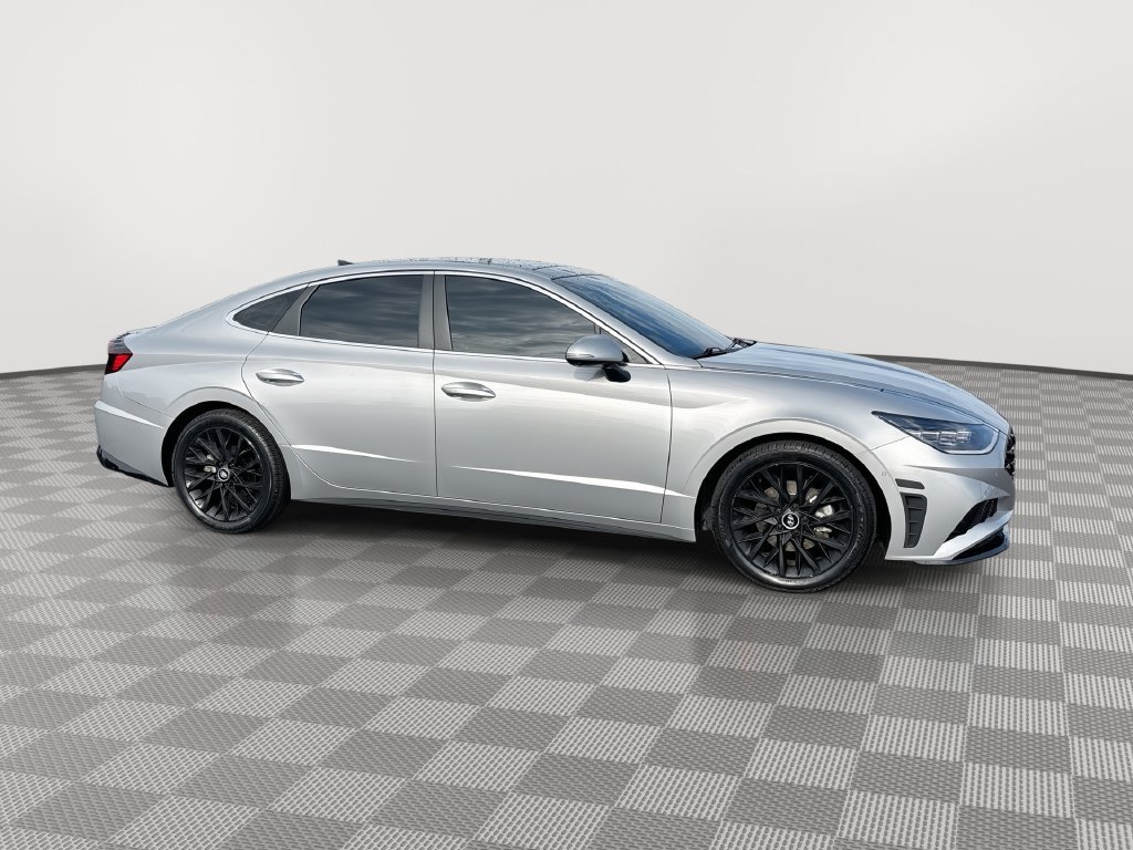 Used 2023 Hyundai Sonata Limited FWD image 13