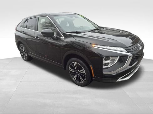 Used 2025 Mitsubishi Eclipse Cross SE image 32