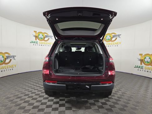 Certified 2024 Jeep Grand Cherokee Limited w/ Black Appearance Package AWD/4WD image 33