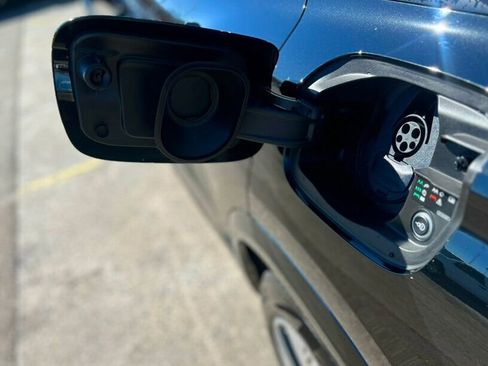 Used 2025 Audi Q6 e-tron Prestige w/ Black Warm Weather Package image 13