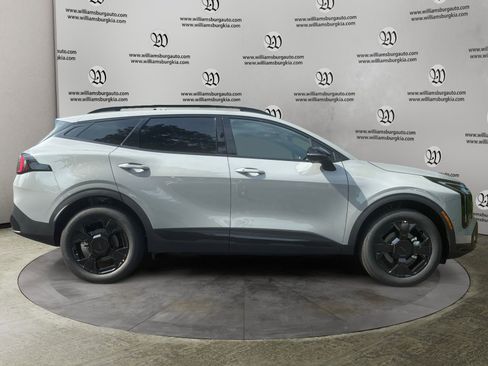 New 2026 Kia Sportage X-Line w/ X-Line Technology Package image 6