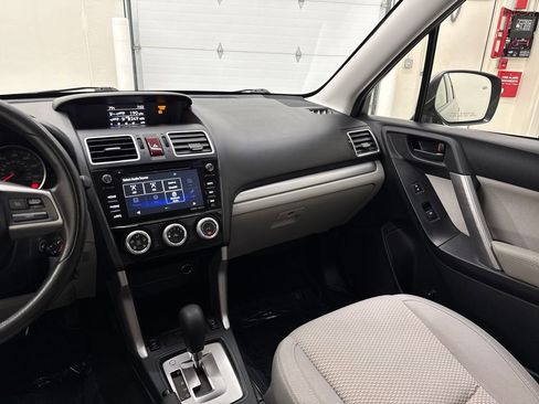 Used 2016 Subaru Forester 2.5i Premium w/ Popular Package #1 AWD/4WD image 15