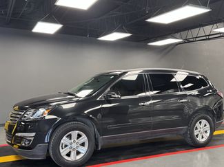 Used 2014 Chevrolet Traverse LT image 1
