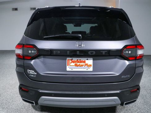 Used 2023 Honda Pilot Elite image 8