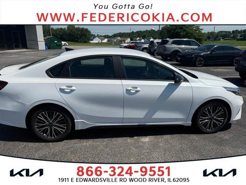 Used 2022 Kia Forte GT-Line w/ GT-Line Technology Package FWD image 1