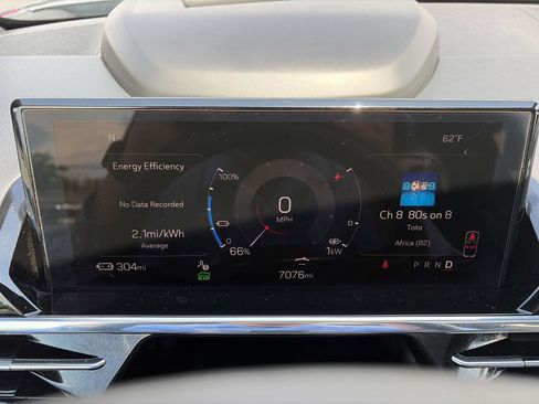 Used 2025 GMC Sierra EV Denali AWD/4WD image 25
