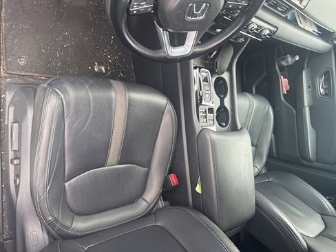 Used 2023 Honda Pilot EX-L image 3