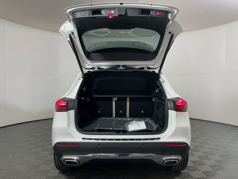 Used 2024 Mercedes-Benz GLA 250 4MATIC image 30