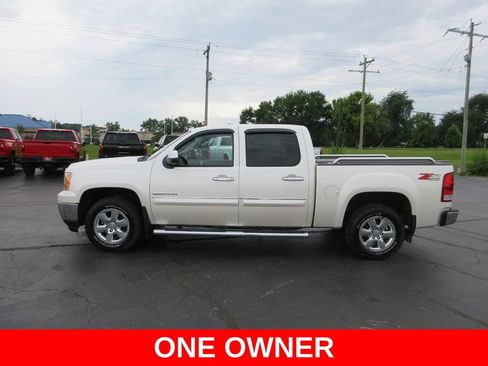Used 2011 GMC Sierra 1500 SLE w/ Power Tech Package AWD/4WD image 11