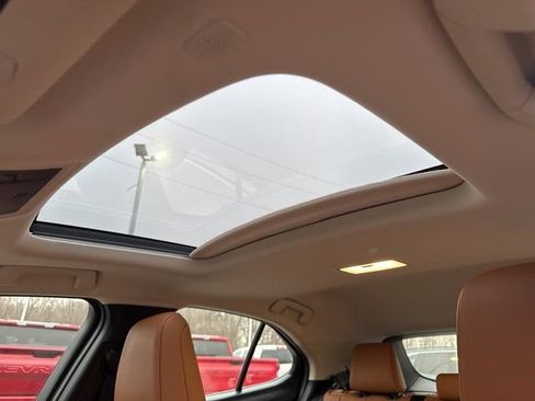 Used 2020 Lexus UX 250h w/ Premium Package image 12