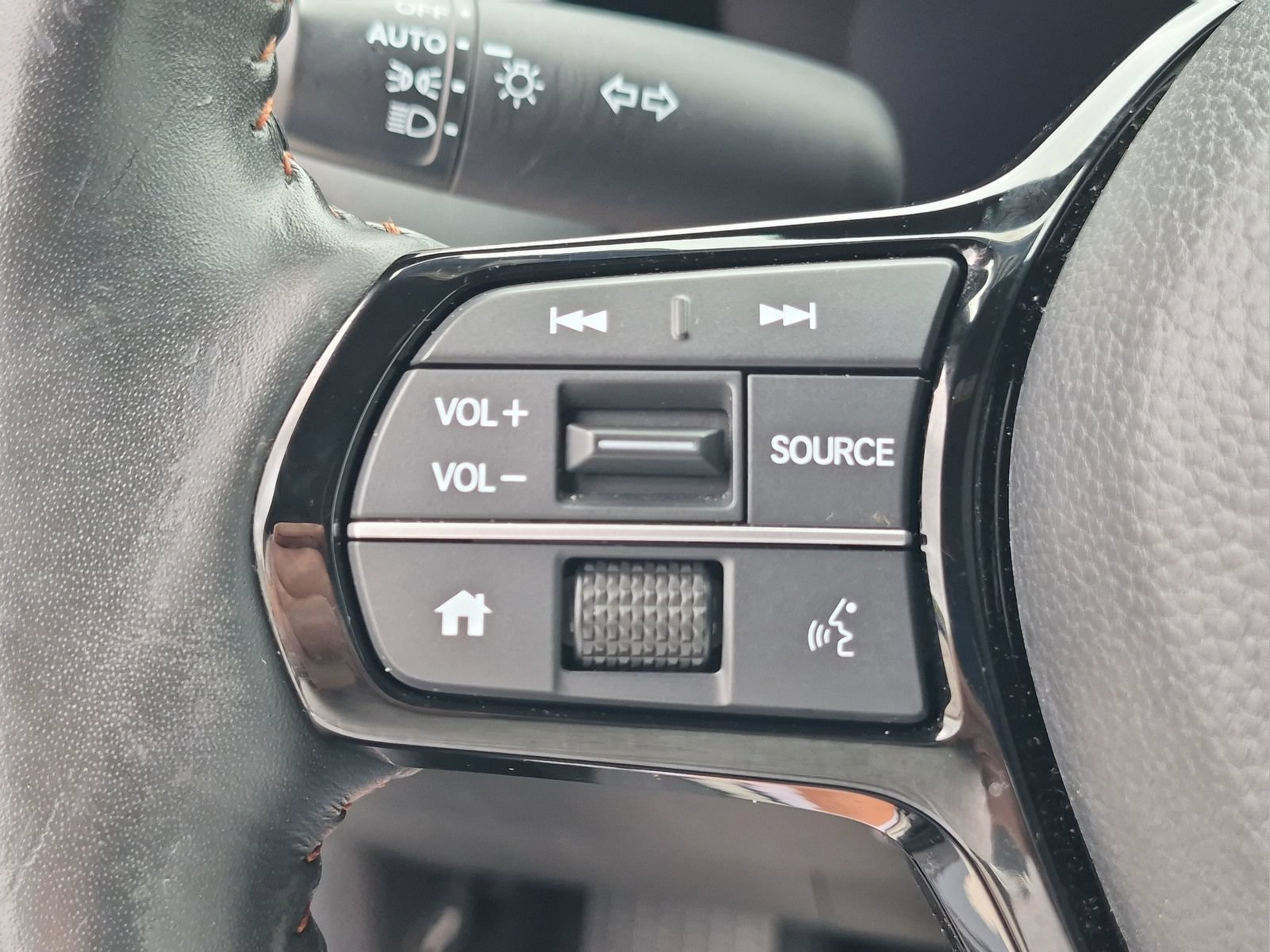 Certified 2024 Honda HR-V Sport image 11