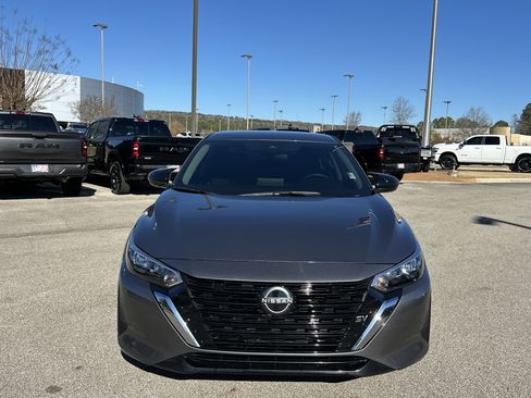 Used 2024 Nissan Sentra SV image 2
