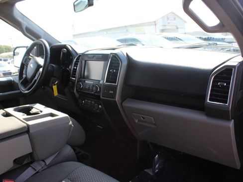 Used 2015 Ford F150 XLT w/ Equipment Group 302A Luxury AWD/4WD image 13
