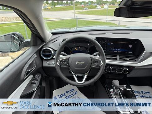 New 2026 Chevrolet Trax LT w/ Driver Confidence Package FWD image 41