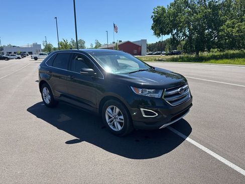 Used 2015 Ford Edge SEL w/ Equipment Group 201A AWD/4WD image 3