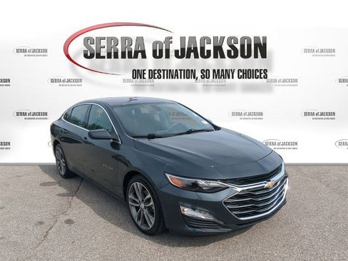 Used 2021 Chevrolet Malibu LT image 2