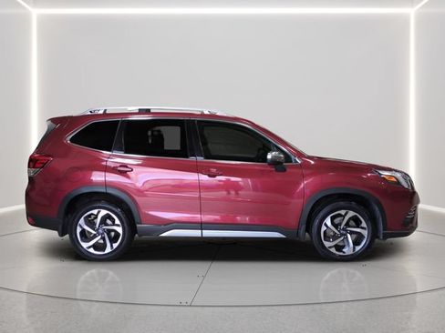 Used 2023 Subaru Forester Touring AWD/4WD image 6