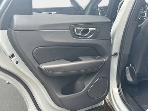 Certified 2025 Volvo XC60 B5 Plus image 12