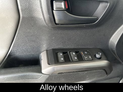 Used 2021 Toyota Tacoma SR5 image 11