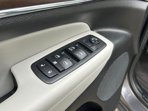 Certified 2018 Jeep Grand Cherokee Limited image 45