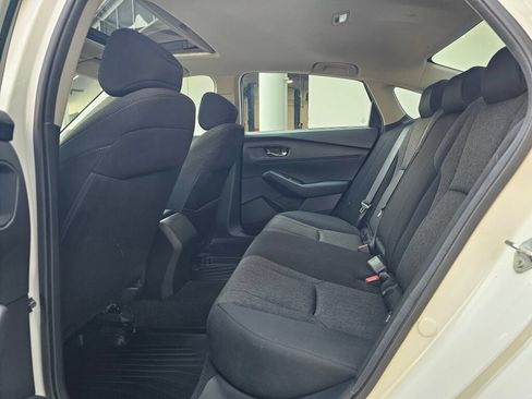 Used 2024 Honda Accord EX image 17