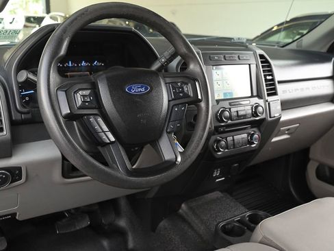 Used 2017 Ford F350 XL RWD image 9