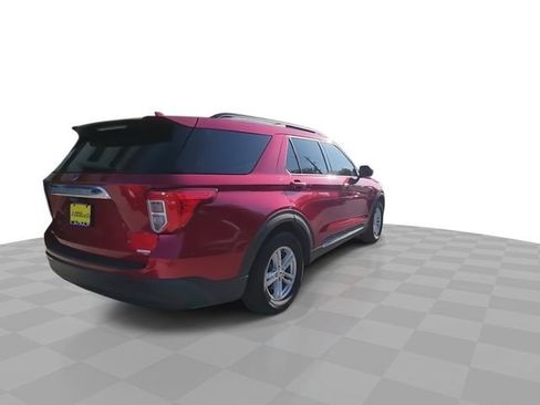 Used 2020 Ford Explorer XLT RWD image 8
