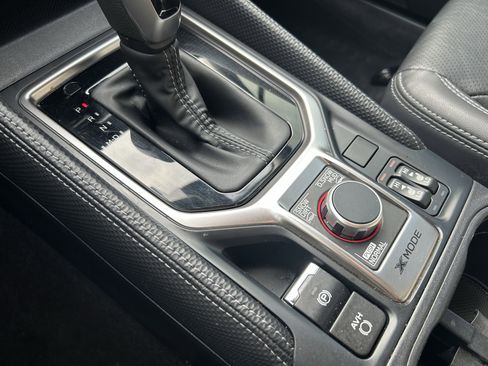 Used 2023 Subaru Forester Limited image 21