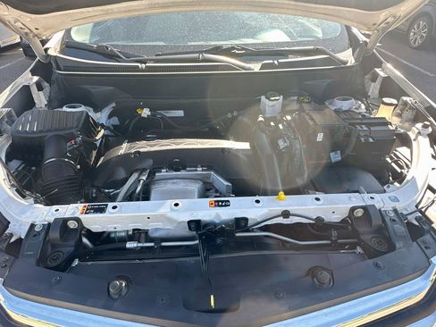 Used 2018 Chevrolet Equinox Premier AWD/4WD image 35