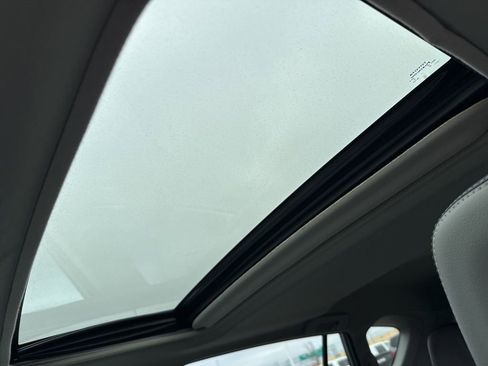 Used 2016 Toyota RAV4 Limited image 20