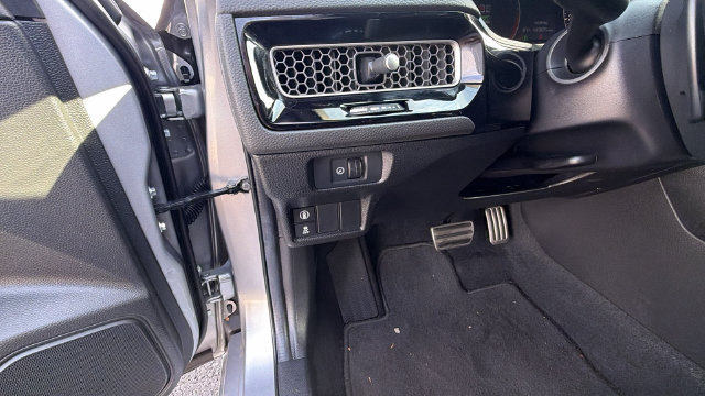 Used 2024 Honda Civic Sport image 29