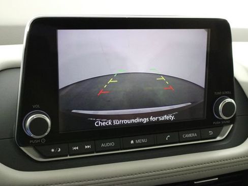 Used 2023 Nissan Rogue SV w/ SV Premium B Package FWD image 34
