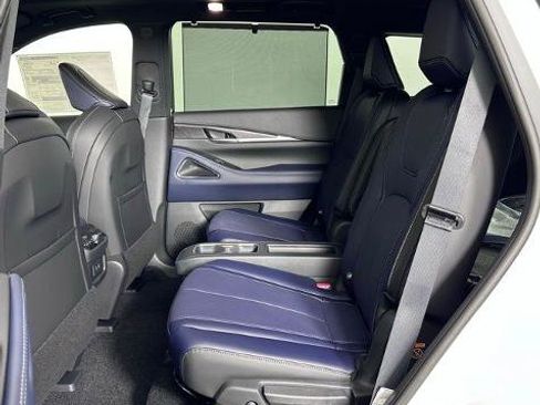 Certified 2026 INFINITI QX60 Sport w/ Dark Cargo Package AWD/4WD image 20